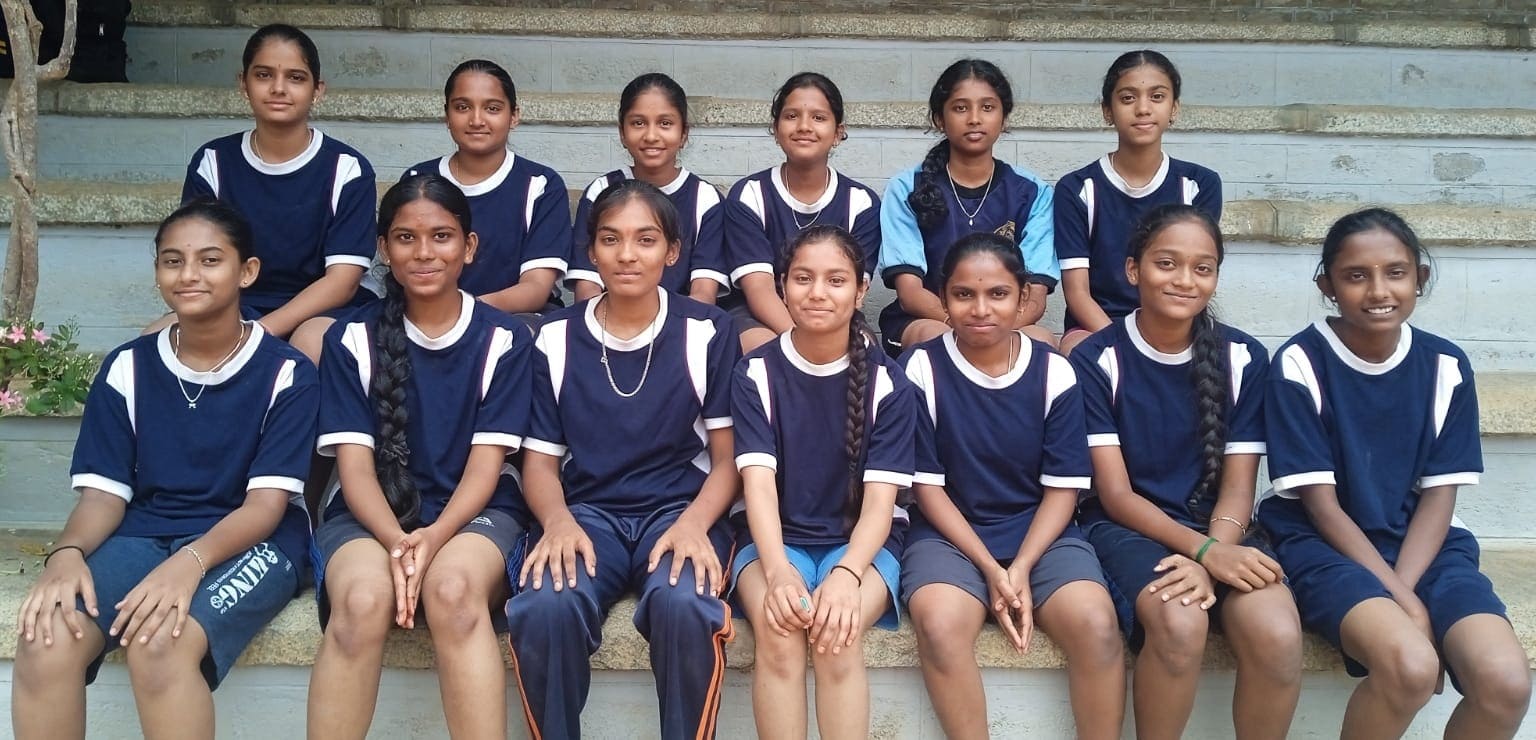 Girls Senior Kho Kho Team